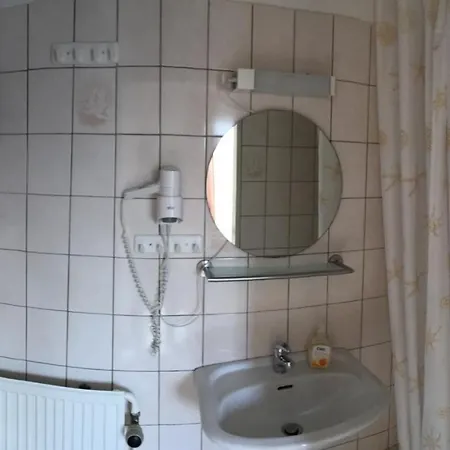 Doppelzimmer - #109480 Lägenhet *